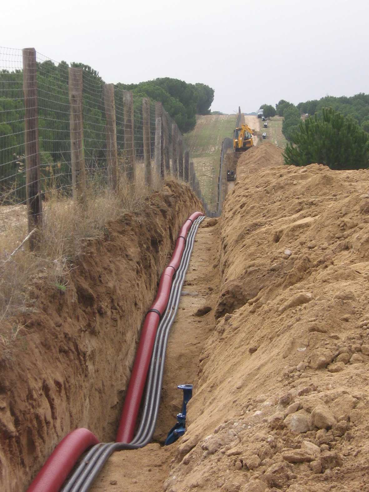 Red de abastecimiento de agua del Guadarrama (Navalcarnero, Madrid). Control del movimiento de tierras